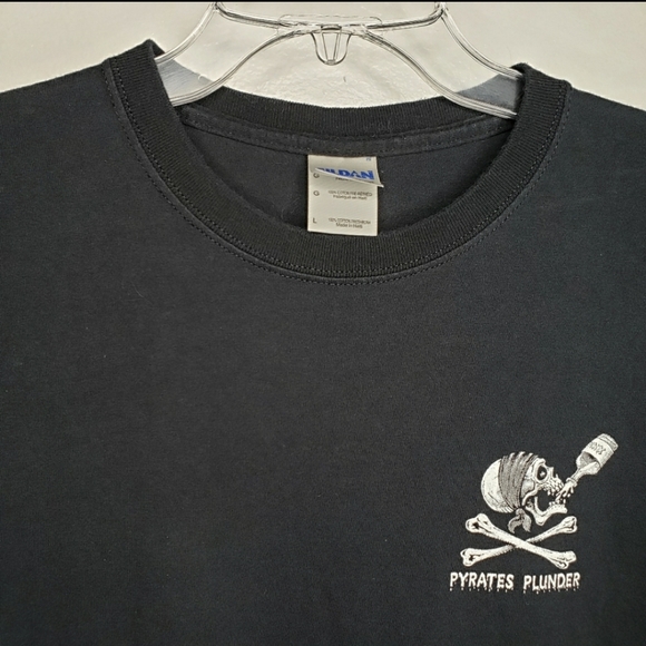 Gildan Pyrates Plunder graphic t-shirt size L - Picture 7 of 10